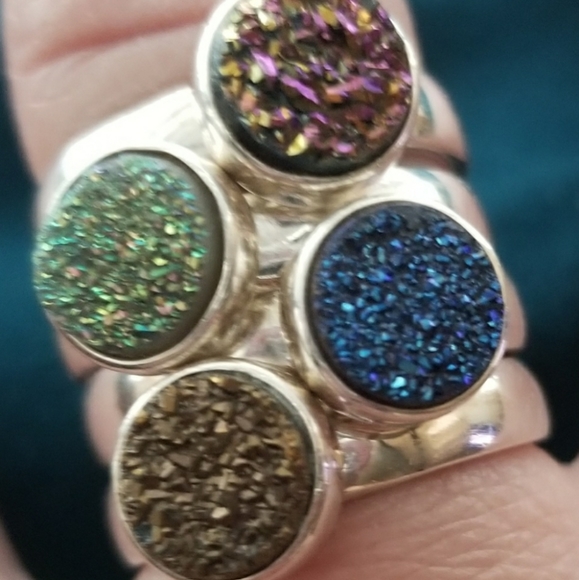 Druzy Quartz & Sterling Silver ring - Picture 3 of 11